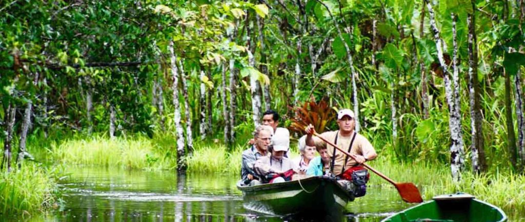 Ecuador-Amazon-Rainforest-Trip-Lagoon-Paddle